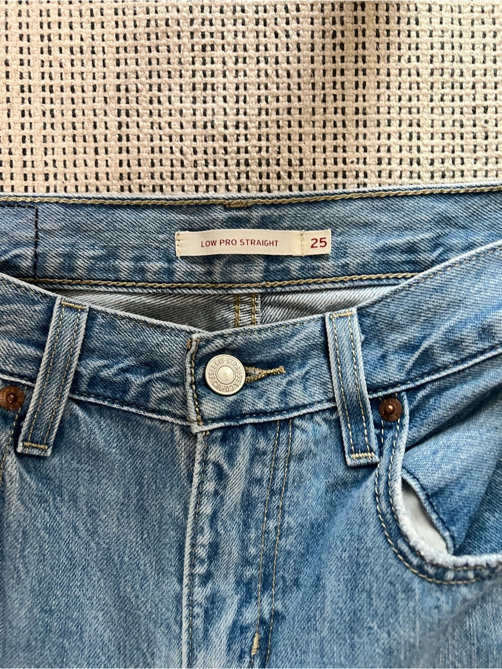 Levis low pro - Picture 4 of 5